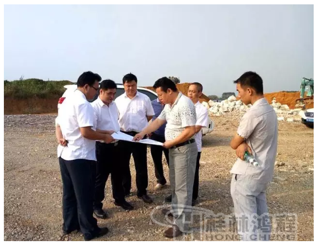 重鈣磨粉機(jī)，重鈣，HCH1395，超細(xì)環(huán)輥磨,武宣碳酸鈣