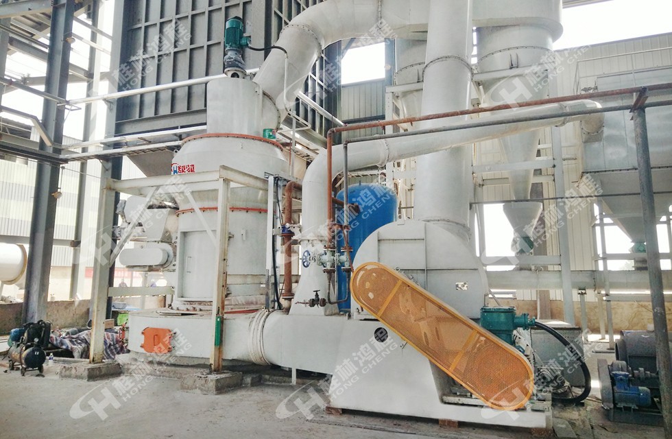 瀝青加煤混合HC1700擺式磨粉機生產線北京客戶接線開機生產 瀝青加煤混合HC1700擺式磨粉機生產線北京客戶接線開機生產