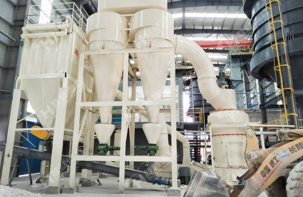 磨生石灰磨機HC1700縱擺磨粉機200目12噸內蒙古興安盟客戶投產 磨生石灰磨機HC1700縱擺磨粉機200目12噸內蒙古興安盟客戶投產